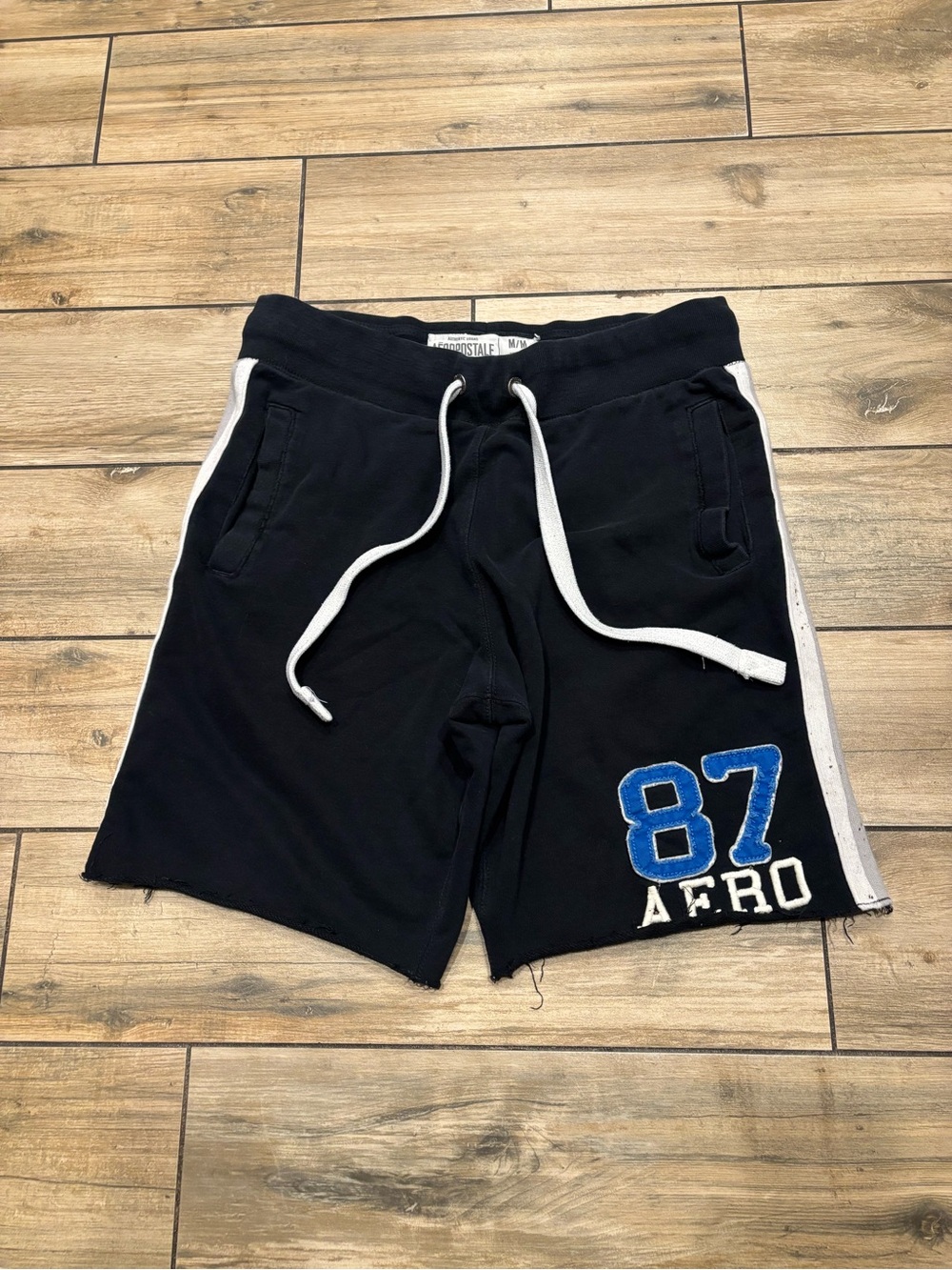 Vintage Aeropostale 87 Graphic Raw Hem Fleece Sweat Shorts Black Medium